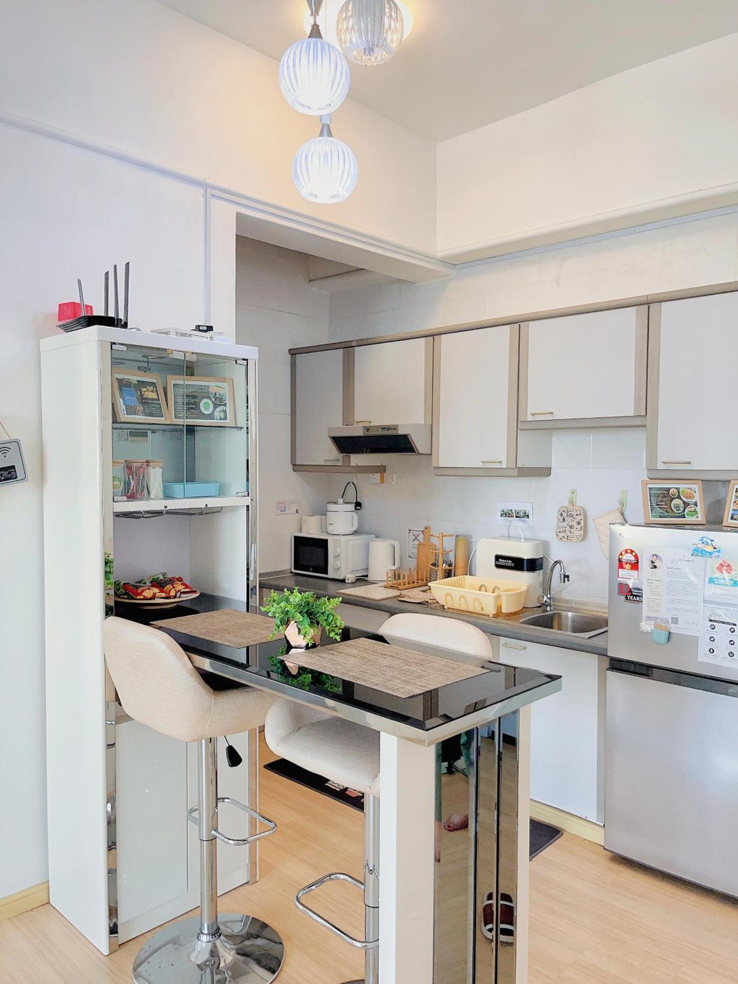 1 Bedroom Apartment, Melaka Cbd Town Center- Hosted By Private Locals Resident, Balcony With City Skyline View Or Seaview, Opposite Malls, Tv Box, 5 Minutes To Jonker Street, ملقا المظهر الخارجي الصورة