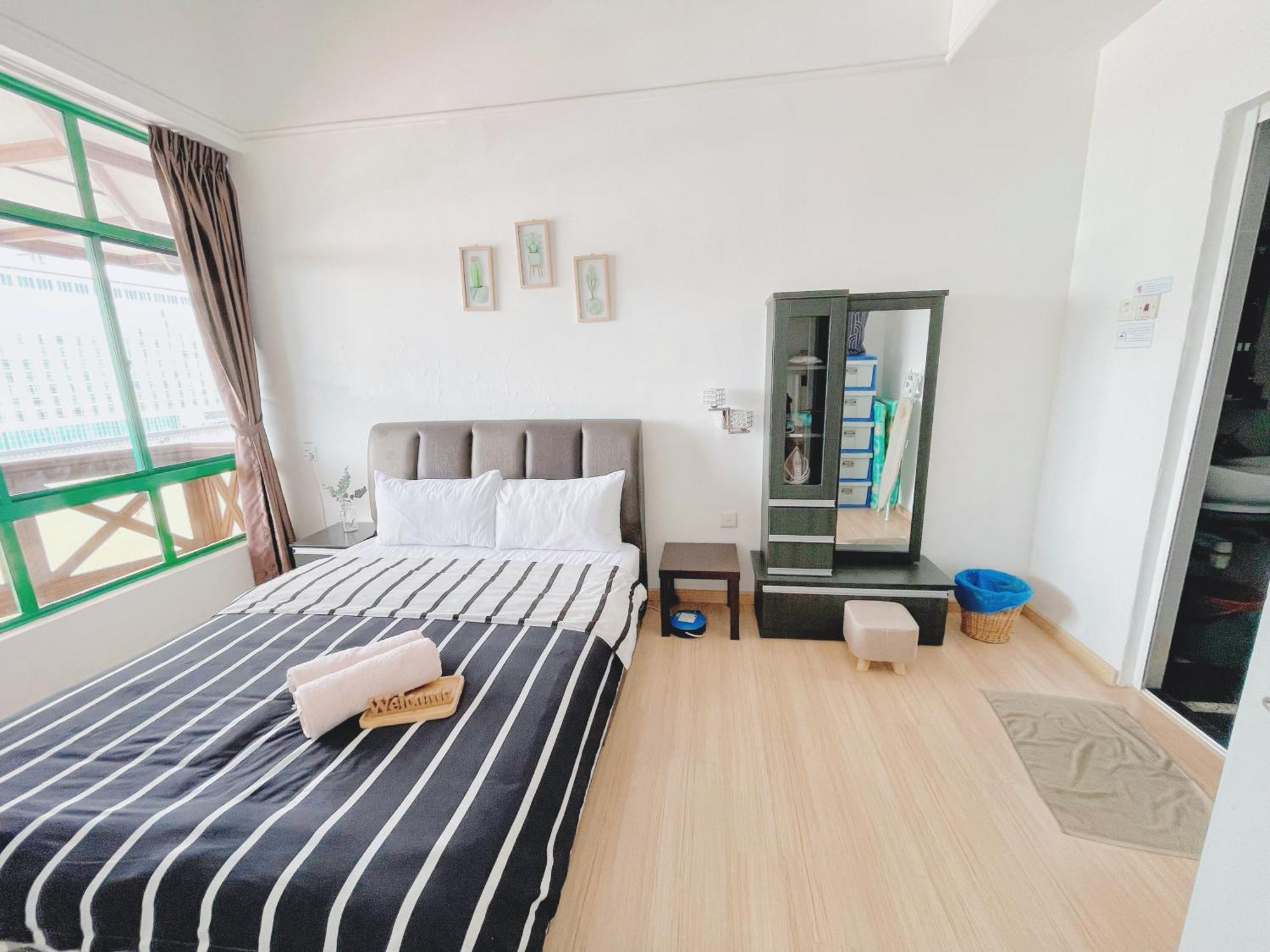 1 Bedroom Apartment, Melaka Cbd Town Center- Hosted By Private Locals Resident, Balcony With City Skyline View Or Seaview, Opposite Malls, Tv Box, 5 Minutes To Jonker Street, ملقا المظهر الخارجي الصورة
