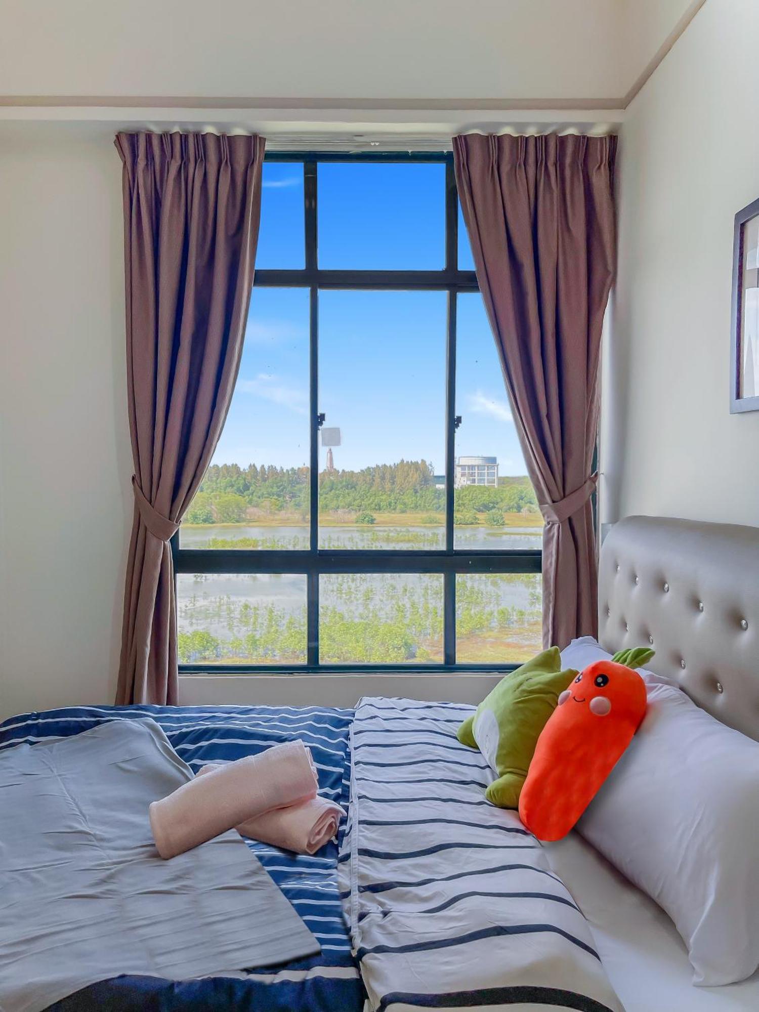 1 Bedroom Apartment, Melaka Cbd Town Center- Hosted By Private Locals Resident, Balcony With City Skyline View Or Seaview, Opposite Malls, Tv Box, 5 Minutes To Jonker Street, ملقا المظهر الخارجي الصورة