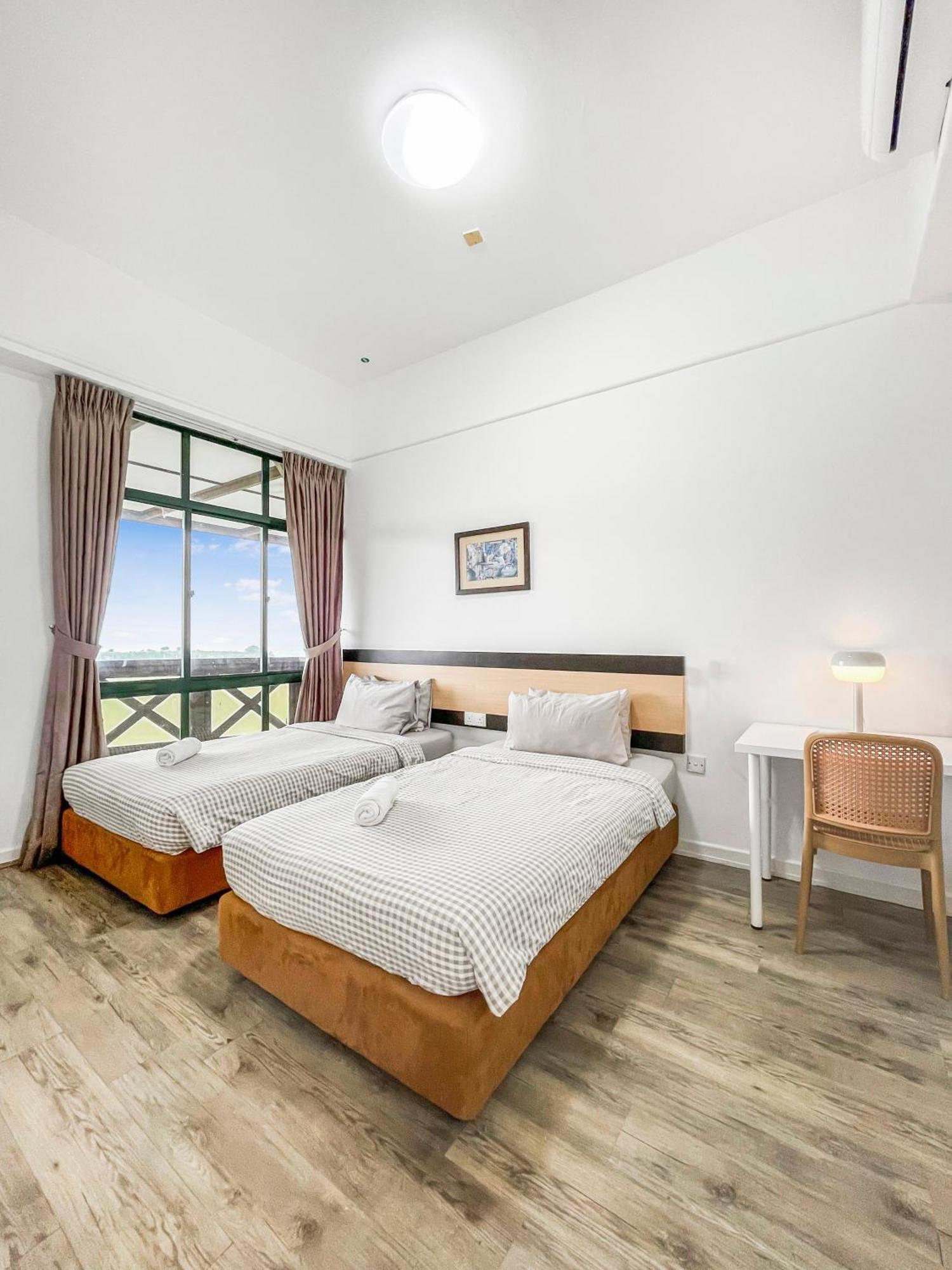 1 Bedroom Apartment, Melaka Cbd Town Center- Hosted By Private Locals Resident, Balcony With City Skyline View Or Seaview, Opposite Malls, Tv Box, 5 Minutes To Jonker Street, ملقا المظهر الخارجي الصورة